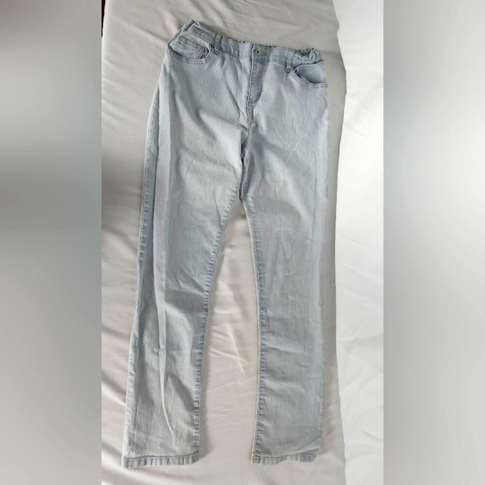 Girls Children’s Place Skinny Jeans • Size 16 • Light Blue Stone Wash
